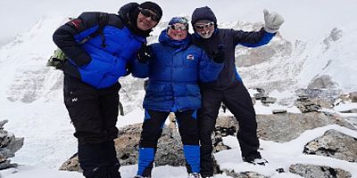 Everest’te yeni rekor… Nepalli dağcı 26. kez tırmandı