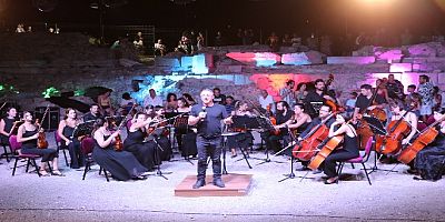 Knidos Antik kentinde müzik ve görsel şölen