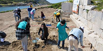 Otizmli çocuklar Knidos'ta kazı çalışması gerçekleştirdi