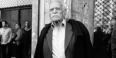 Yunan solcularının efsane ismi Glezos 98 yaşında vefat etti