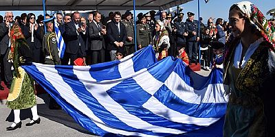 Yunanistan Savunma Bakanı Panagiotopulos “ABD’nin Taşöz’deki varlığını herkes dikkate almalı”