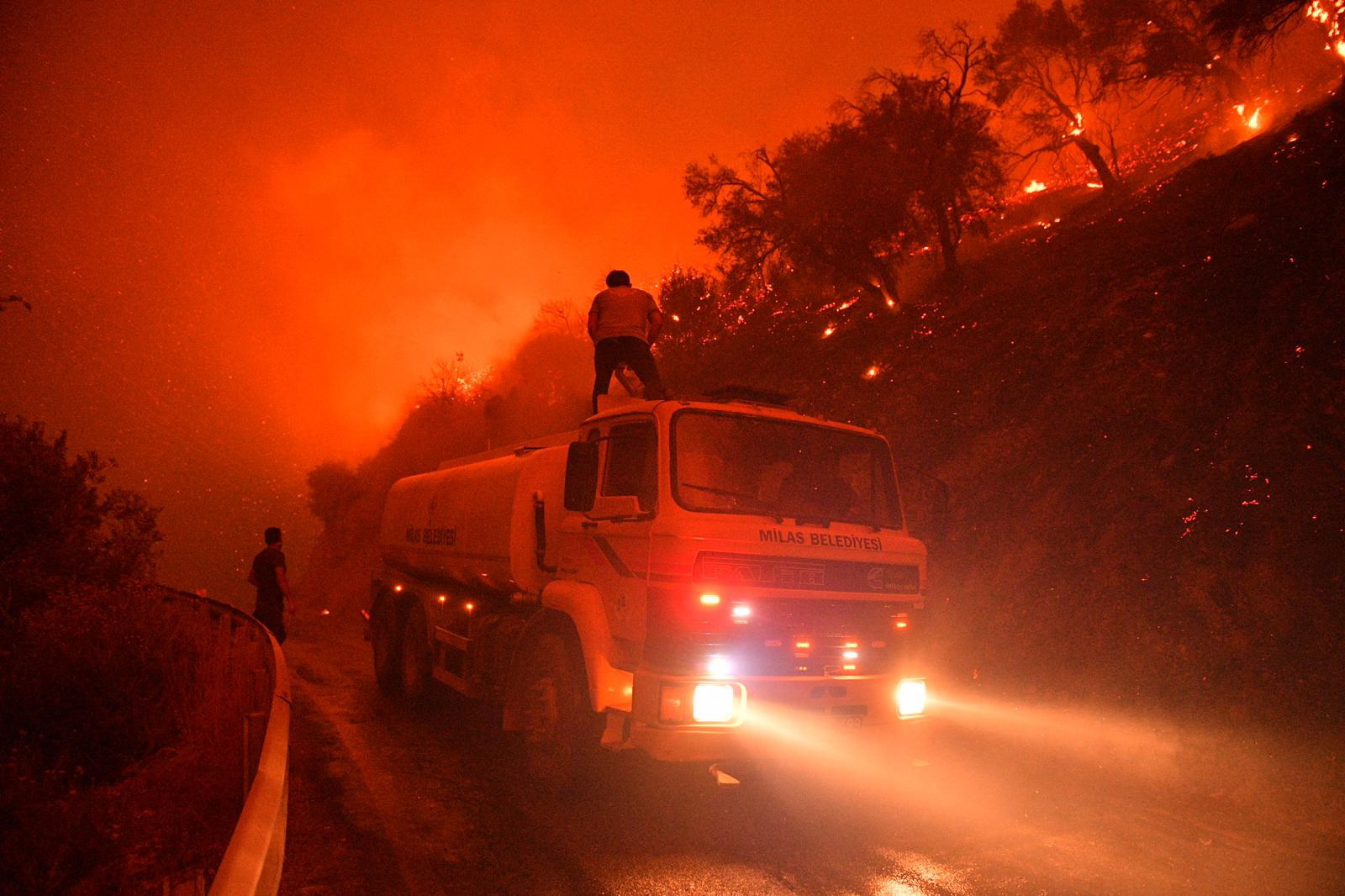 CHP’li Karahan’dan orman yangınları ile ilgili suç duyurusu