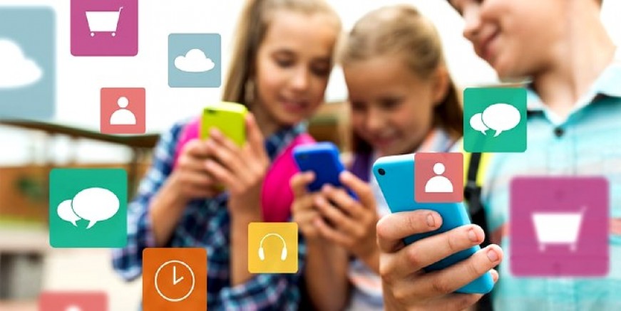 Çocukların sosyal medya kullanımı için ebeveyn izni şartı
