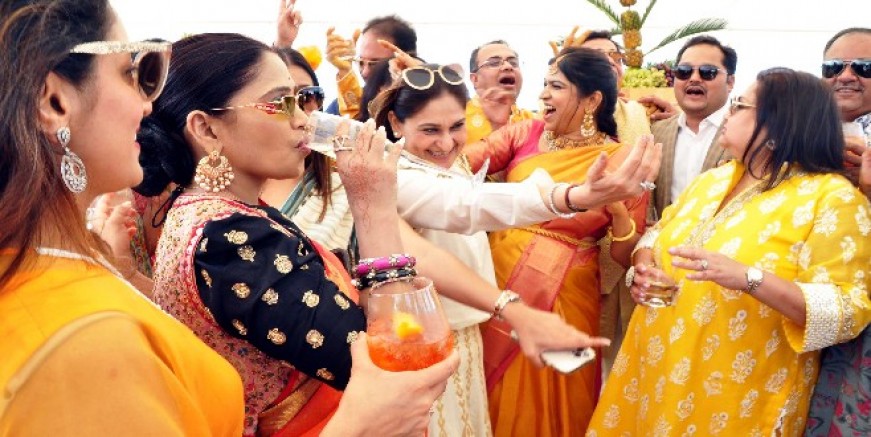 Hint düğünleri başladı milyarderler Bodrum'a akın etti