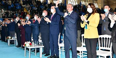 Ak Parti il kongresinde  Kadem Mete başkan seçildi