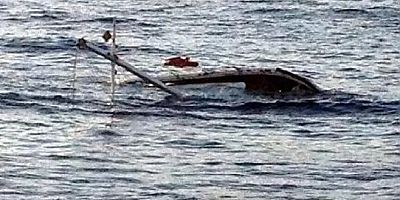 Alabora olan tekne battı, 6 kişiyi sahil güvenlik kurtardı