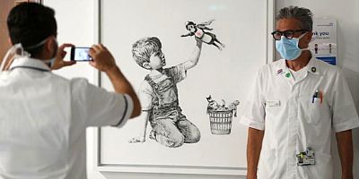 Banksy’nin corona kahramanları eserine rekor fiyat: 183 milyon TL’ye satıldı