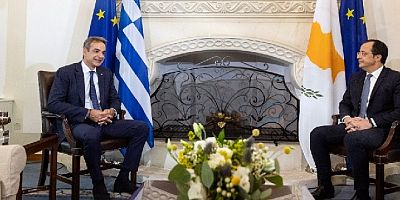 Başbakan Mitsotakis Güney Kıbrıs’tan konuştu:  Yunanistan-Türkiye ilişkilerinde orta düzeyde bir iyimserlik var - Önümüzdeki birkaç ay önemli