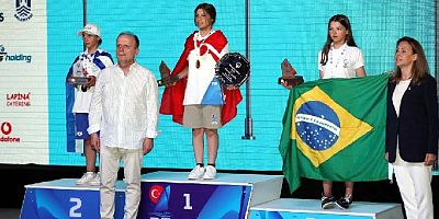 Dünya Optimist Şampiyonası’nda Medine Havva Tatlıcan şampiyon oldu