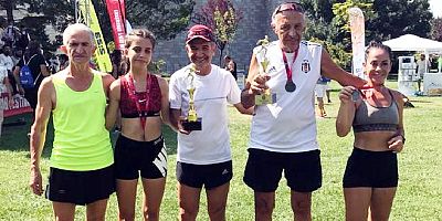 Eskişehir Yarı Maratonu’ndan 2 kupa 5 madalya ile döndüler