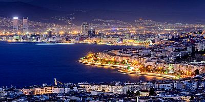 İzmir sallanıyor, art arda korkutan depremler