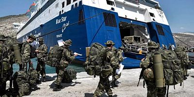Komşuyu korku sardı. Yunanistan feribotlarla Meis adasına asker taşıyor