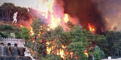 Manavgat'ta 4 ayrı noktada orman yangını çıktı! 3 mahalle boşaltıldı