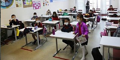Milas’ta 13 sınıf kapatıldı, 340 öğrenci karantinaya alındı