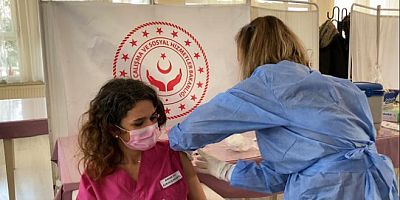Muğla'da Aile, Çalışma ve Sosyal Hizmetler'e bağlı kuruluşlarda Covid-19 aşıları tamamlandı