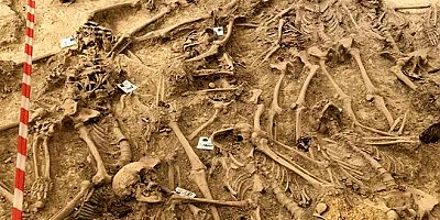 Neolitik Mezardaki İnsanlar Ayrım Gözetmeden Öldürülmüş