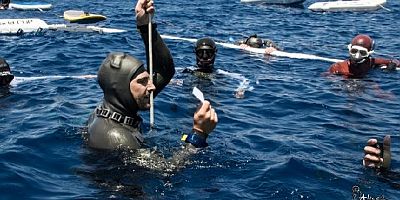 Petar Klovar, Antalya’da serbest dalış dünya rekoru kırdı