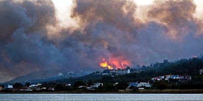 Sisam Adası sabaha kadar yandı