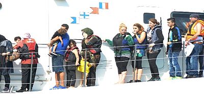 Yardım çağrısı yapan gemiden kaçak göçmenler çıktı