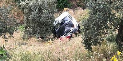 Yolcu minibüsü 30 metrelik uçuruma yuvarlandı: 10 yaralı