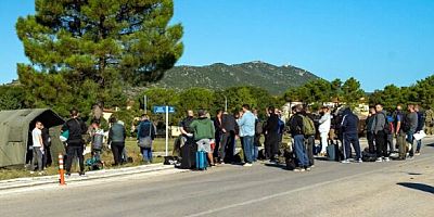 Yunanistan askeri tatbikatlara yedek askerleri de çağırmaya başladı