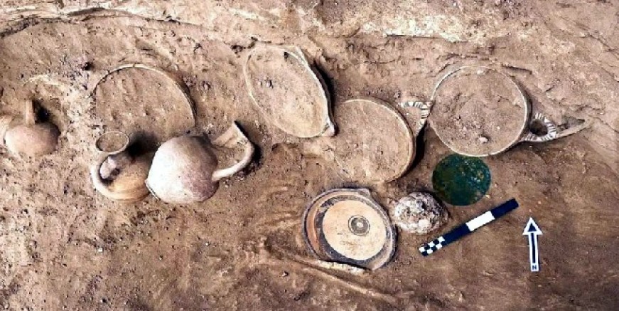 Tarihin en eski aynalarından biri Kıbrıs’ta bulundu, tam 3300 yıllık. Arkeologları şaşırtan keşif