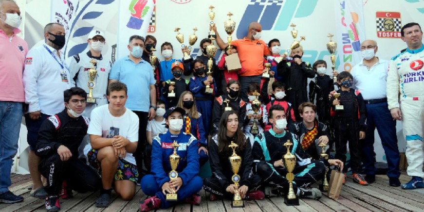 Türkiye Karting Şampiyonası’nın 2. Ayağında kupaları topladılar