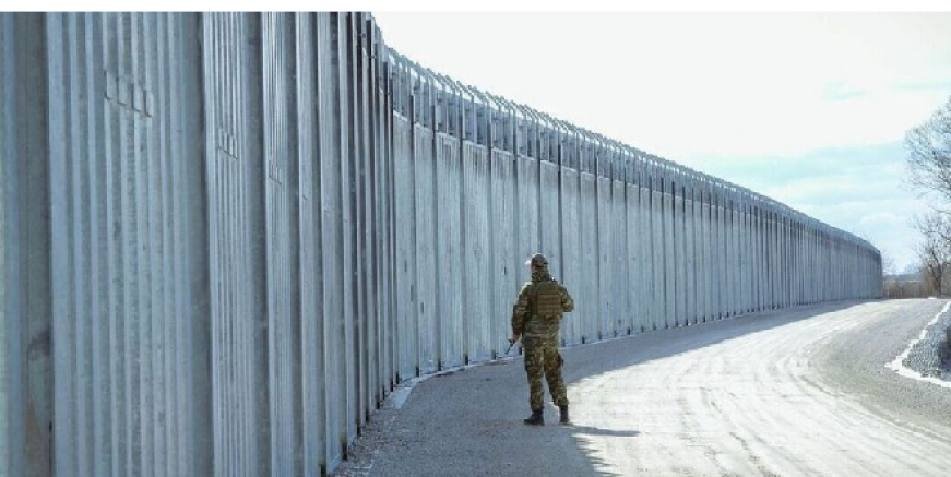 Yunanistan Türkiye sınırındaki metal çiti 35 kilometre daha uzatıyor