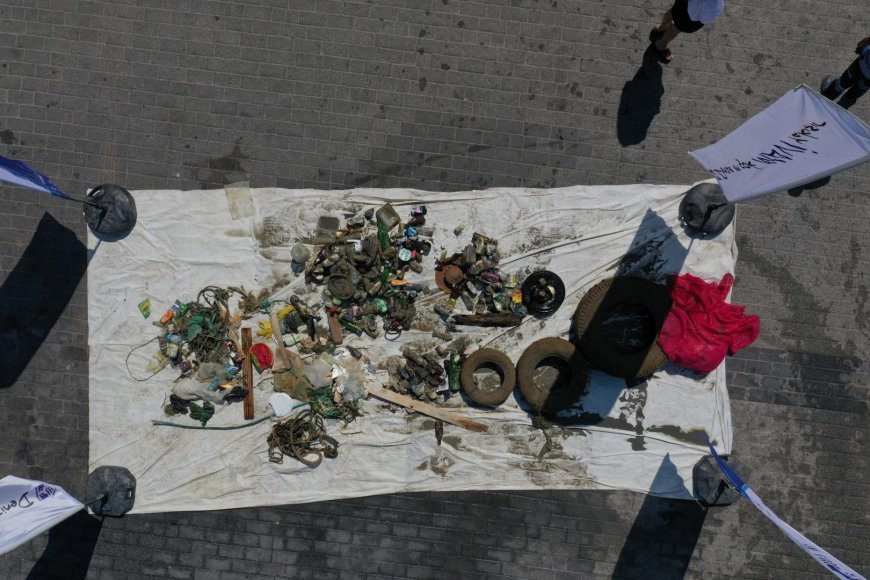 Güvercinlik’te Deniz Dibi Temizliği Yapıldı