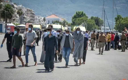 Ege’de batan yelkenli teknedeki 77 göçmeni yolcu vapuru kurtardı