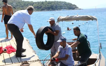 Çiftlik’te Deniz Dibi Temizlendi