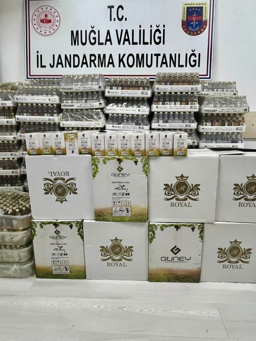Binlerce Şişe Kaçak İçki Ele Geçirildi