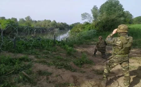 Yunanistan aşırı göç konusunda sınırlarda alarma geçti