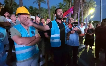 Somalı madencilerden belediye meydanında eylem ve basın açıklaması