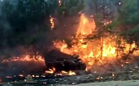 Otomobil motosiklet çarpıştı yangın çıktı 1 ölü 2 yaralı