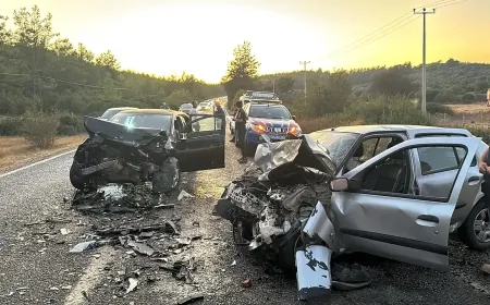 Mumcular Güvercinlik Yolunda Feci Kaza: 1 Ölü, 3'ü Ağır 5 Yaralı