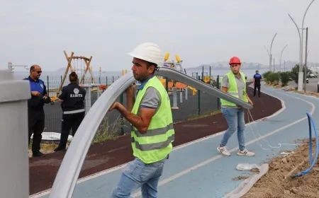 Turgutreis Kıyı Şeridinde Aydınlatma Çalışmaları Başladı