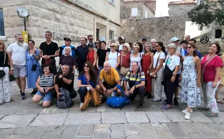 Türk turistlerin tatil destinasyonu bu yıl Karadağ (Montenegro)oldu. Vizesiz gidiliyor....