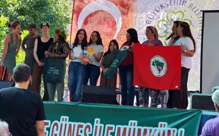 Çimento fabrikasına karşı kazandıkları mücadeleyi festival ile kutladılar