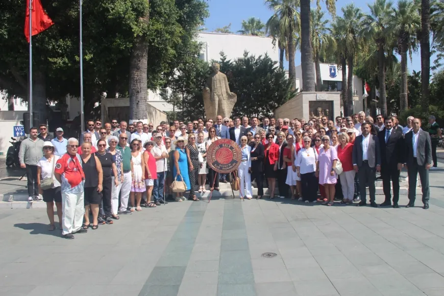 CHP'nin 101. Kuruluş Yıldönümünde Bodrum'dan Teğmenlere Destek