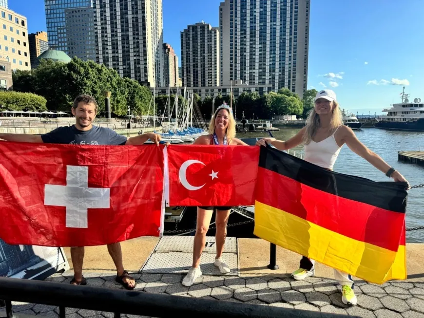 Deniz Kayadelen, Hudson Nehri’ni 7 saat 58 dakikada yüzerek Türkiye rekorunu kırdı