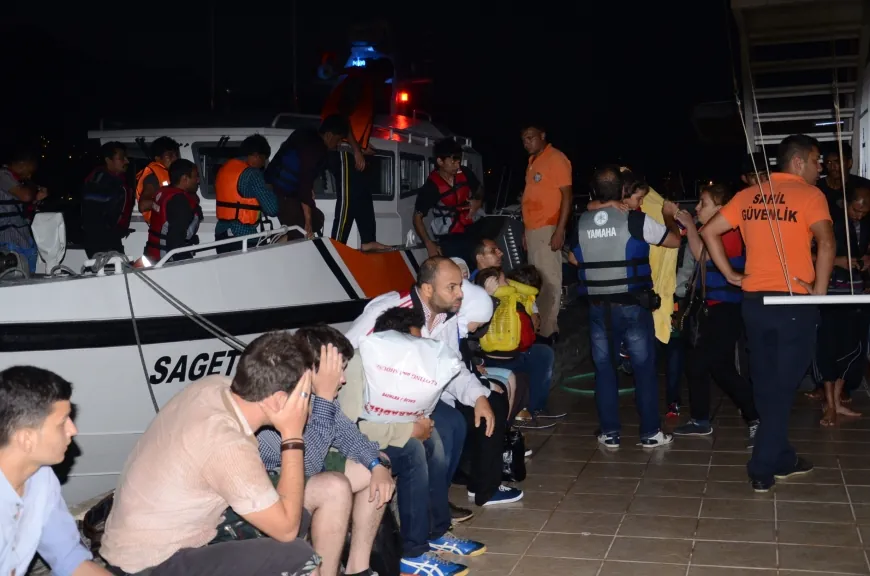 Göçmen botu battı 36 göçmen kurtarıldı