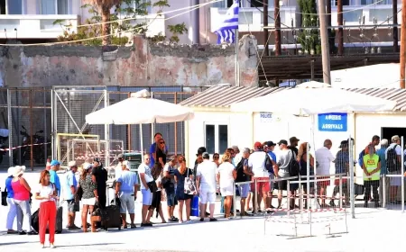 Yunan Adasına Feribot Seferleri Durduruldu