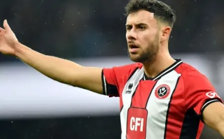 Panathinaikoslu futbolcu evinin havuzunda ölü bulundu.