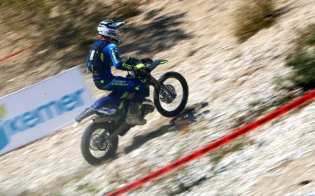 Sea To Sky Enduro Motosiklet Yarışı Orman etabında lider Wade Young’un oldu…