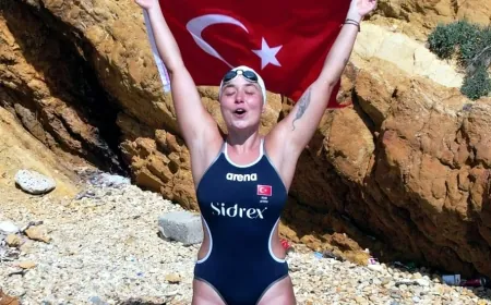 Bengisu Avcı’dan Tarihi Başarı: Molokai’yi Yüzerek Geçen İlk Türk Kadın Sporcu Oldu