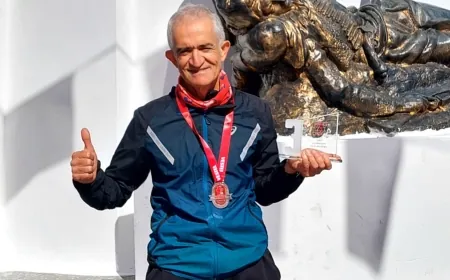 Bodrumlu Veysel Uyanık, Uluslararası Vestel Manisa Yarı Maratonu’nda 3. Oldu