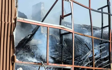 Güvercinlik- çatıda tadilat yaparken oteli yaktılar