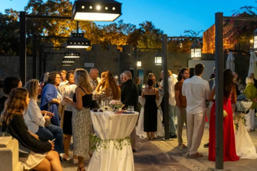 Bodrum'da Yaza Veda, Tayland'da Merhaba Partisi düzenlendi
