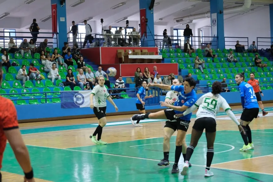 Yalıkavakspor Hentbolda Görele’yi Mağlup Ederek Liderliğini Sürdürdü